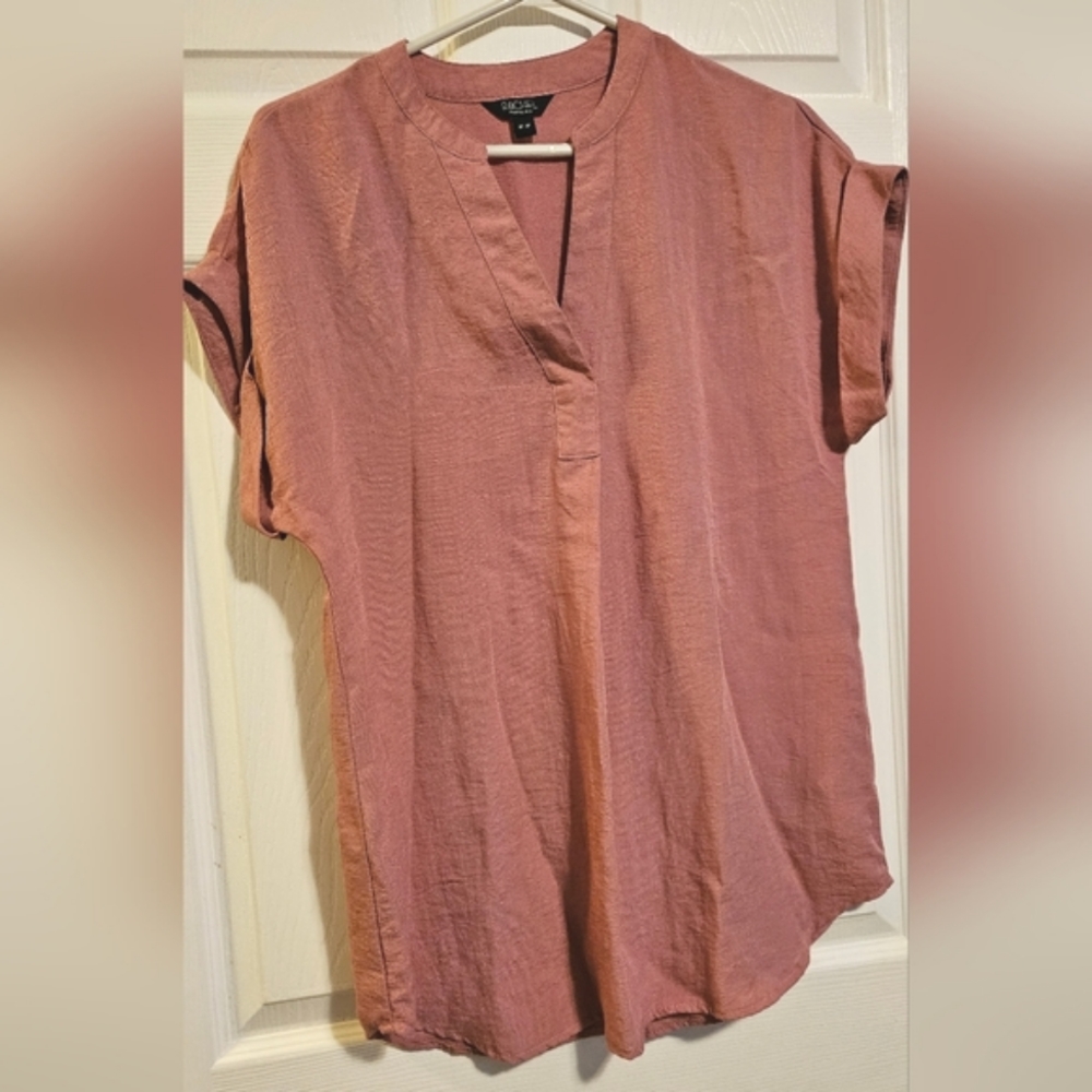 Rachel Roy cropped sleeve top size M